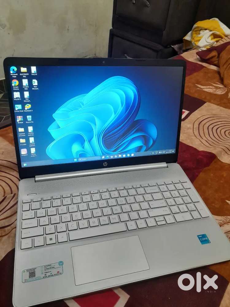 HP Laptop 15s fr2515TU 11th gen