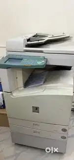 ir3300 Xerox machine in good condition