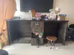 Office desk table