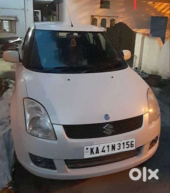 Maruthi suzuki swift Zxi with ABS 2010 April model