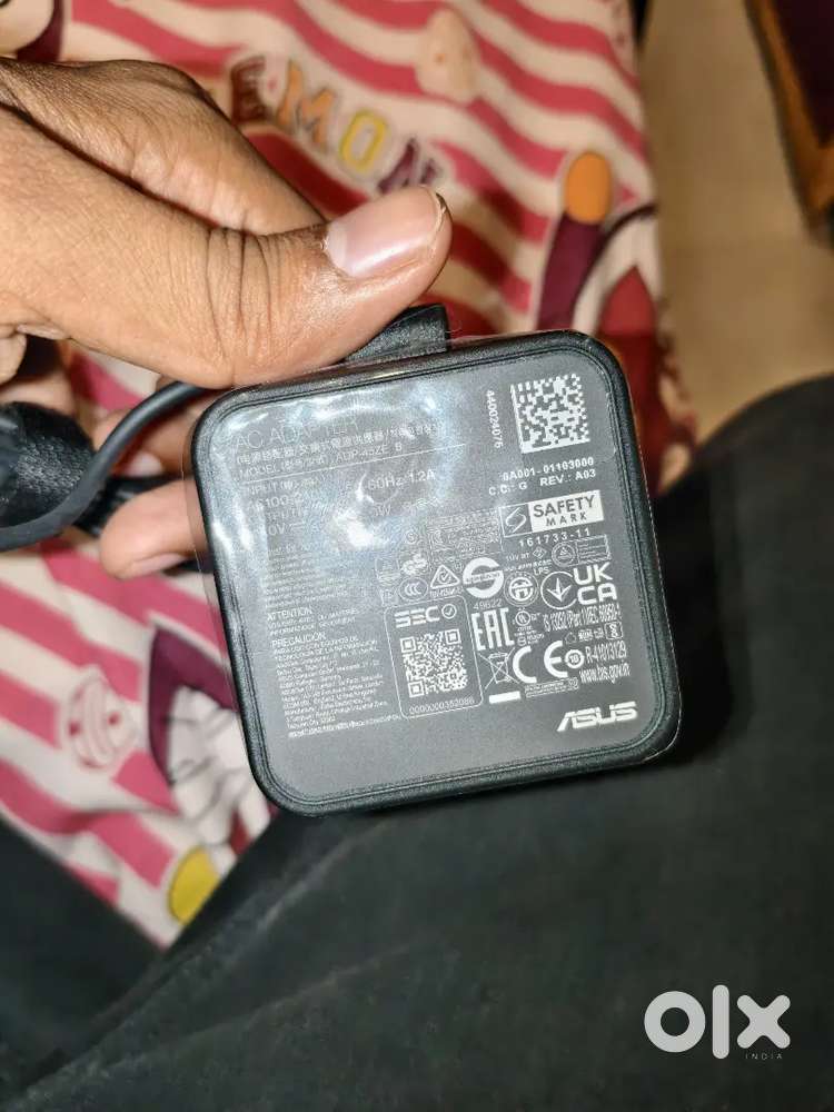 Asus AD45-00B 45W Laptop charger(new charger not yet used)