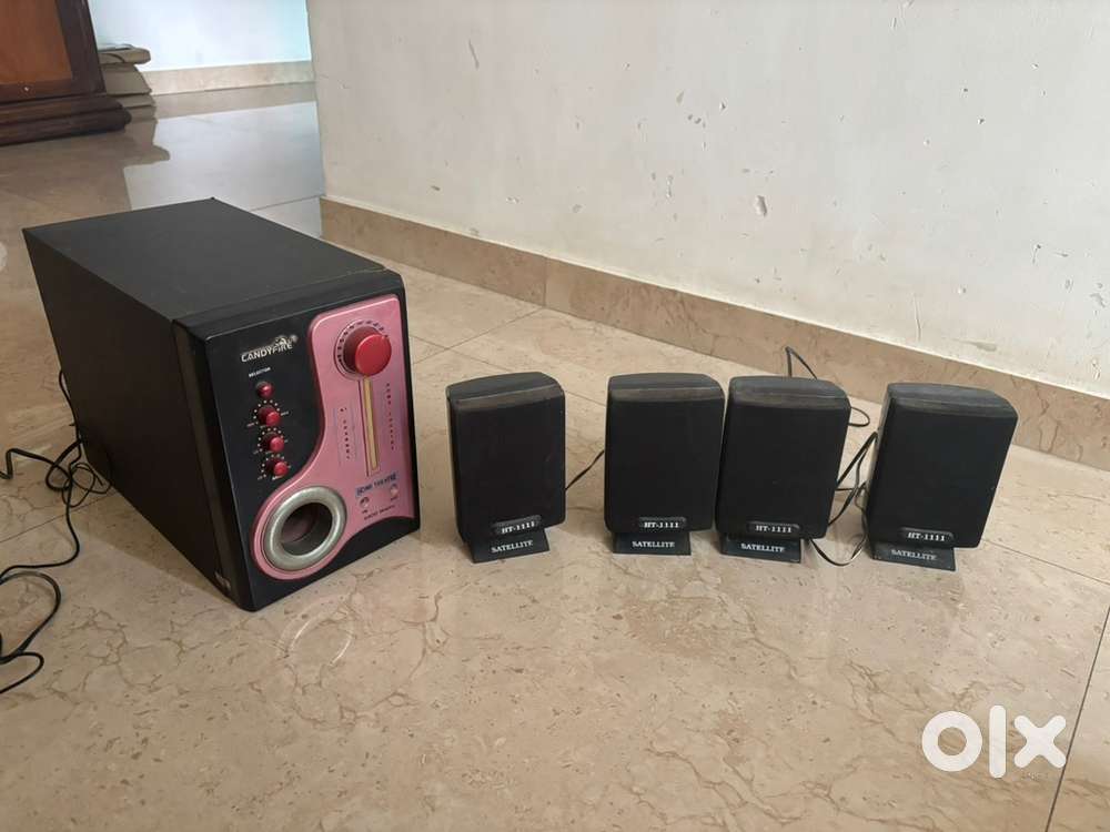 Home theature with 4 speakers