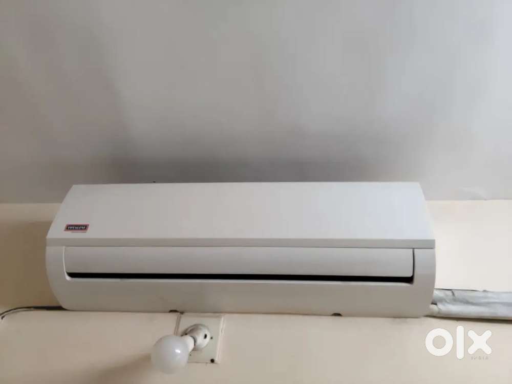 Spilt AC good condition
