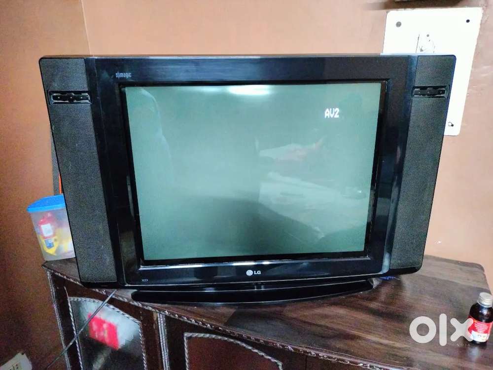 LG CRT Colour TV – Good Condition, Clear Sound