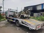 Scrap car dealer