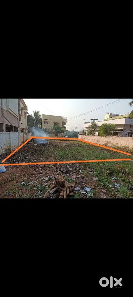 66*40  Form 3 site with both side road for sale opposite to DC office