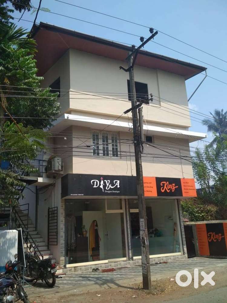 2Nd Floor 400 sq.ft office, Attached bath room Plalarivattom bye pass