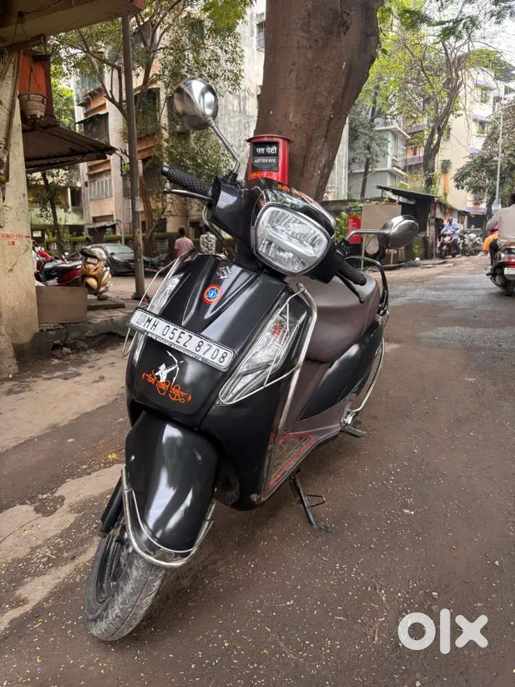 Access 125 BT model Front disc