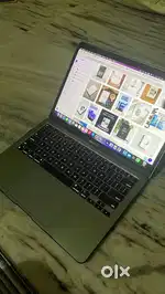 Macbook Air M1 (8Gb Ram + 128Gb Storage)+ iPad 10th Gen - 64Gb