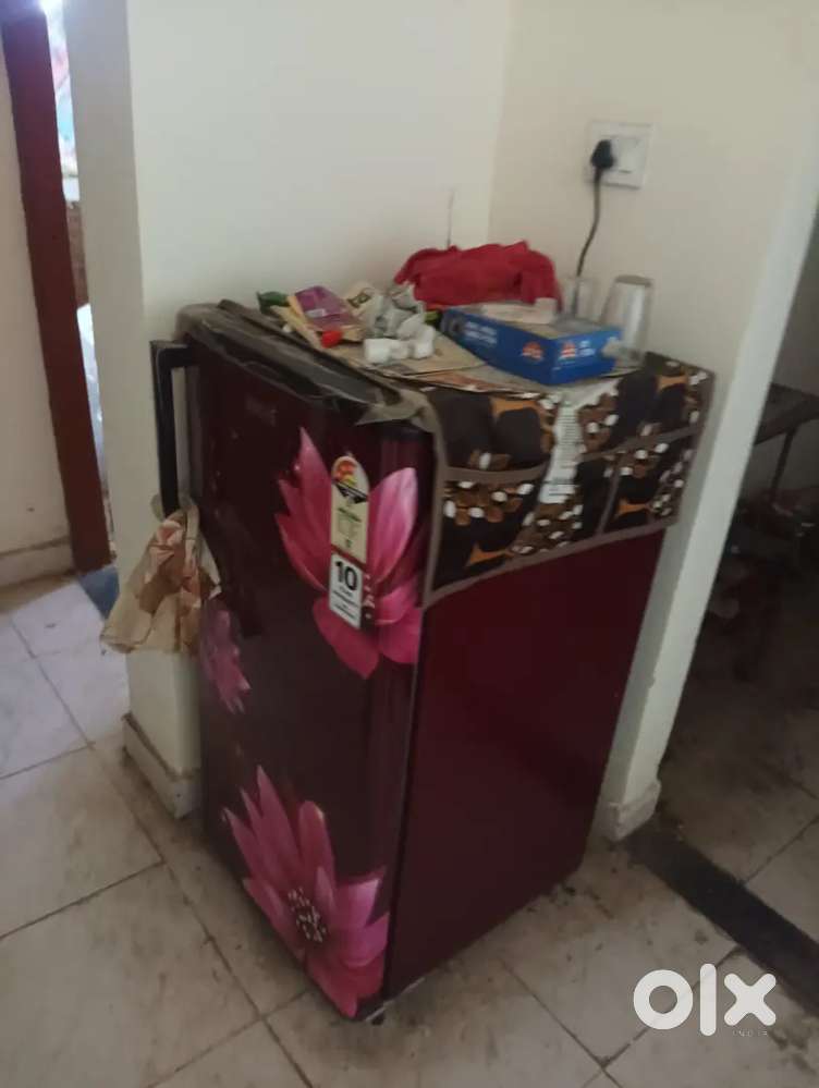 Onida refrigerator 190 litre