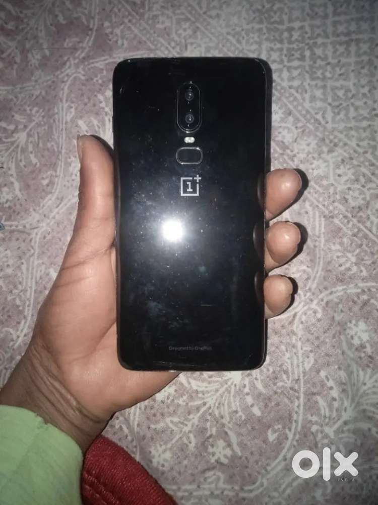 One plus 6   6/64 4G mobile best condition