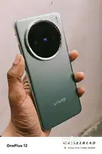 Vivo X200 5g  2 year warranty