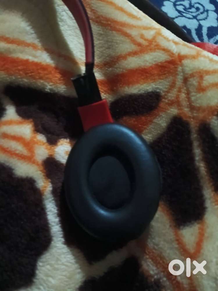 BOAT ROCKERZ 550 WIRELESS HEADPHONES