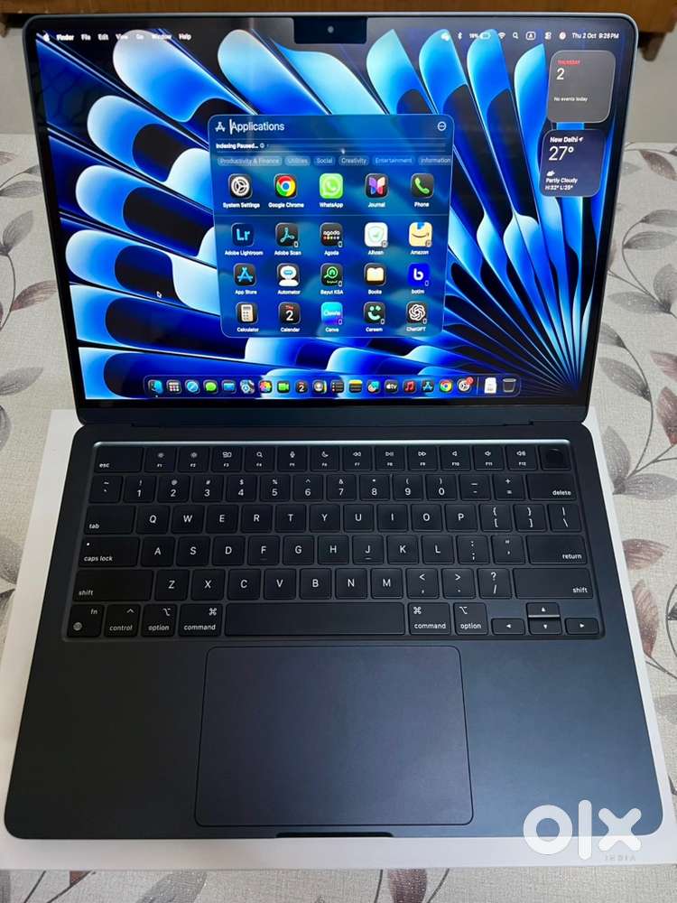 Selling my brand new Apple MacBook Air M2