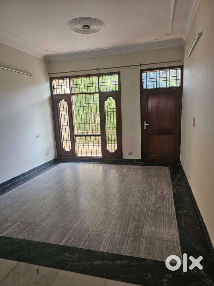 4bhk unfurnished for family