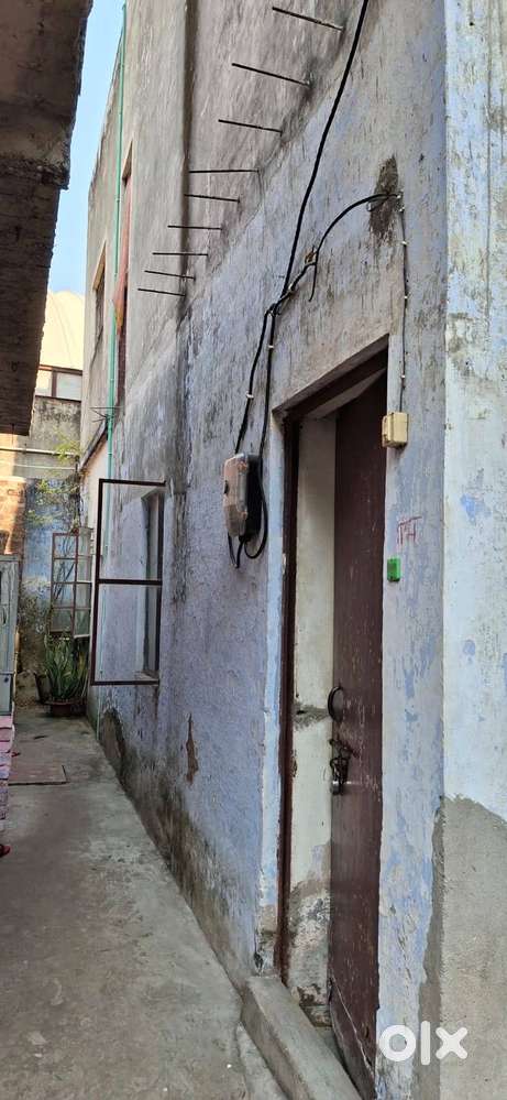 Location prag narayan road balu adda lgta hai