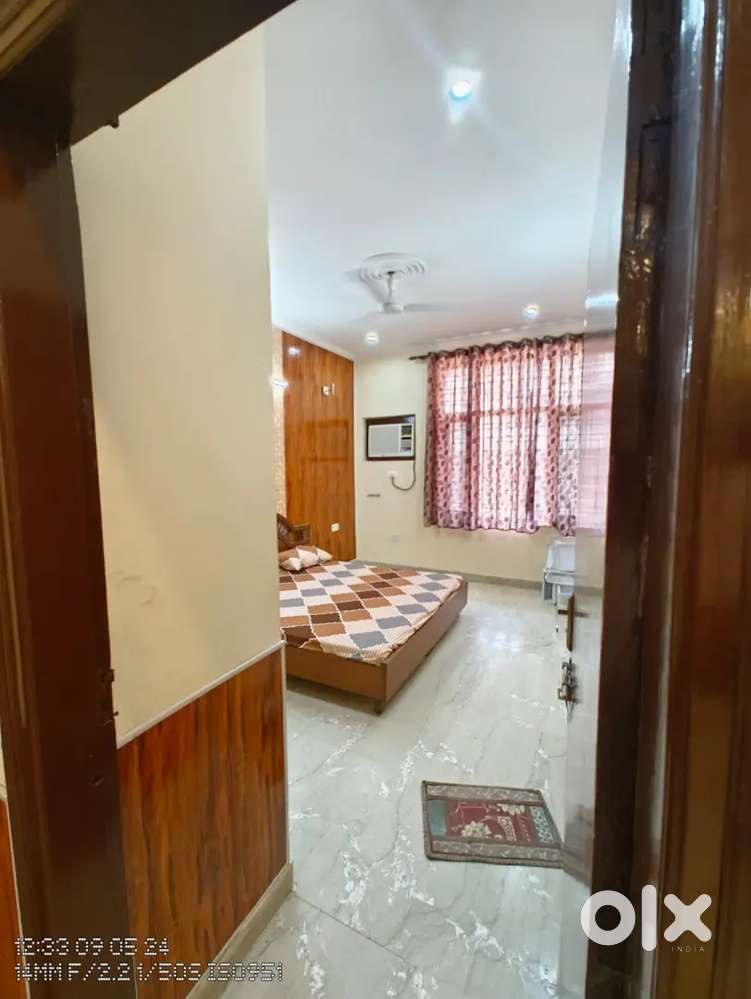 Simran pg near by 39