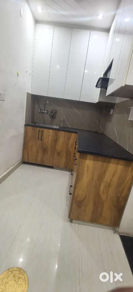 2 bhk furnished flat walking from metro