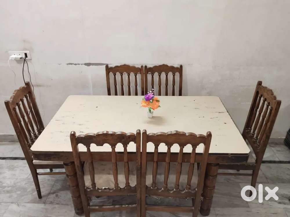 6-Seater Wooden Dining Table - Premium Quality, Classic Design