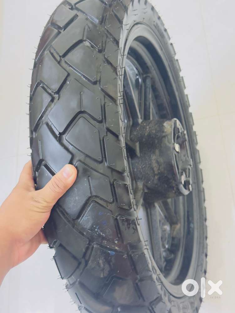 Royal Enfield GT650 OG alloy wheels with Tyre