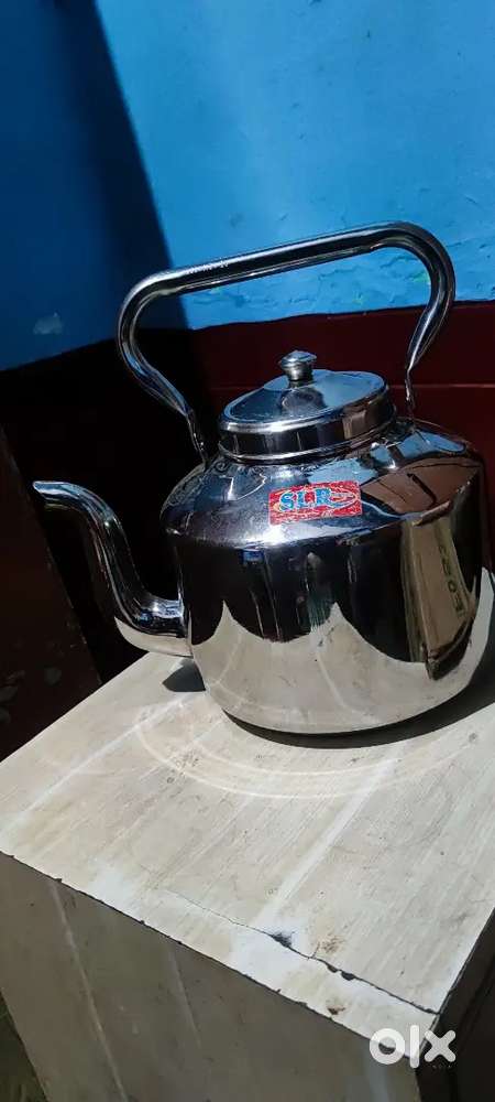 Litsted items below images