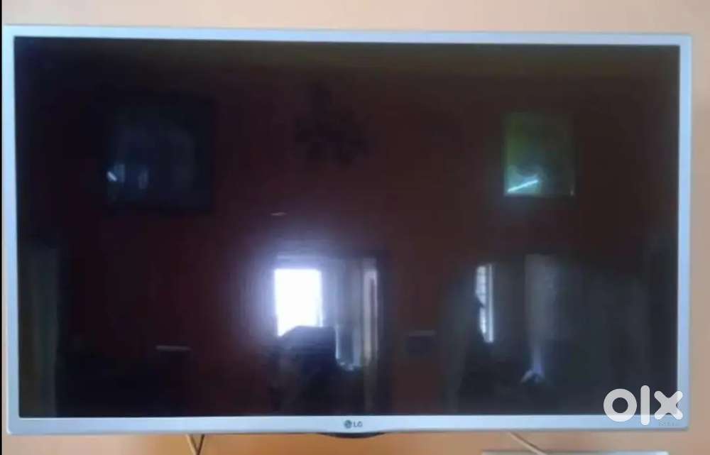 LG 32 inch LED TV