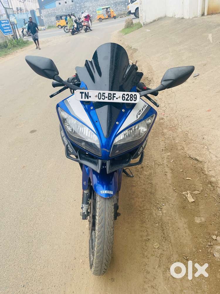 R15 V2 Blue colur bike