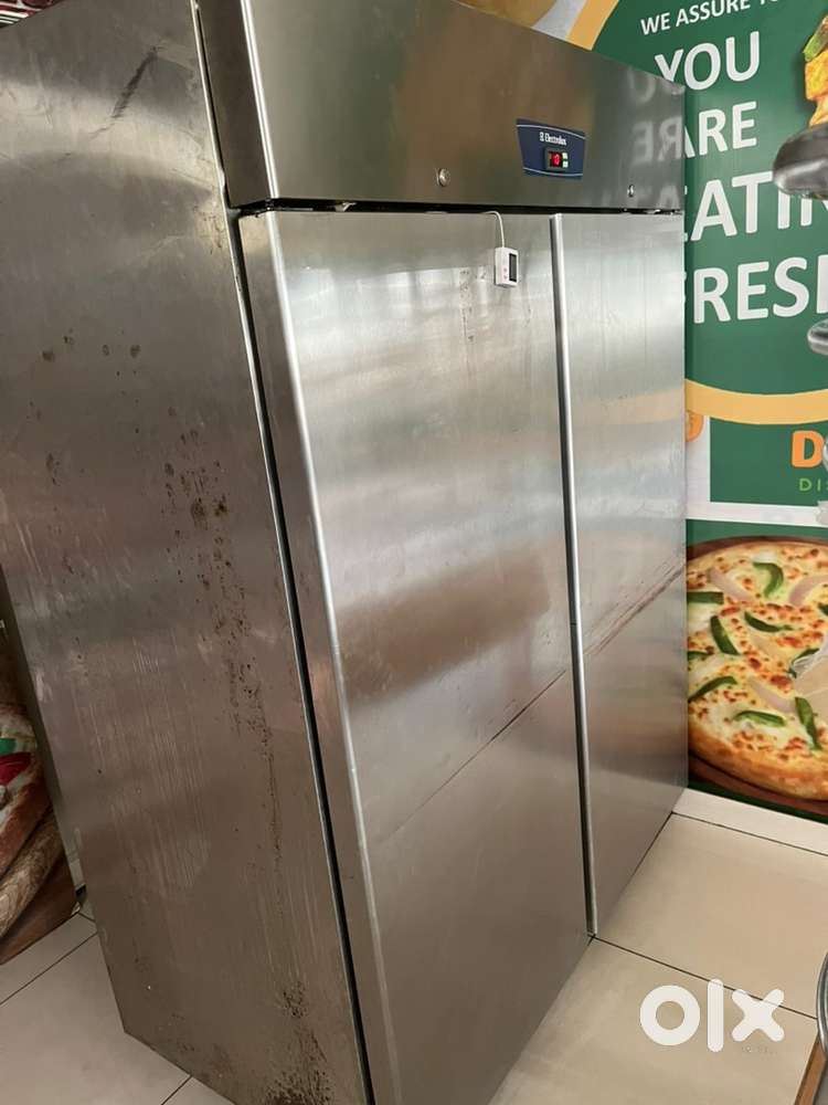 REFRIGERATED ELECTROLUX