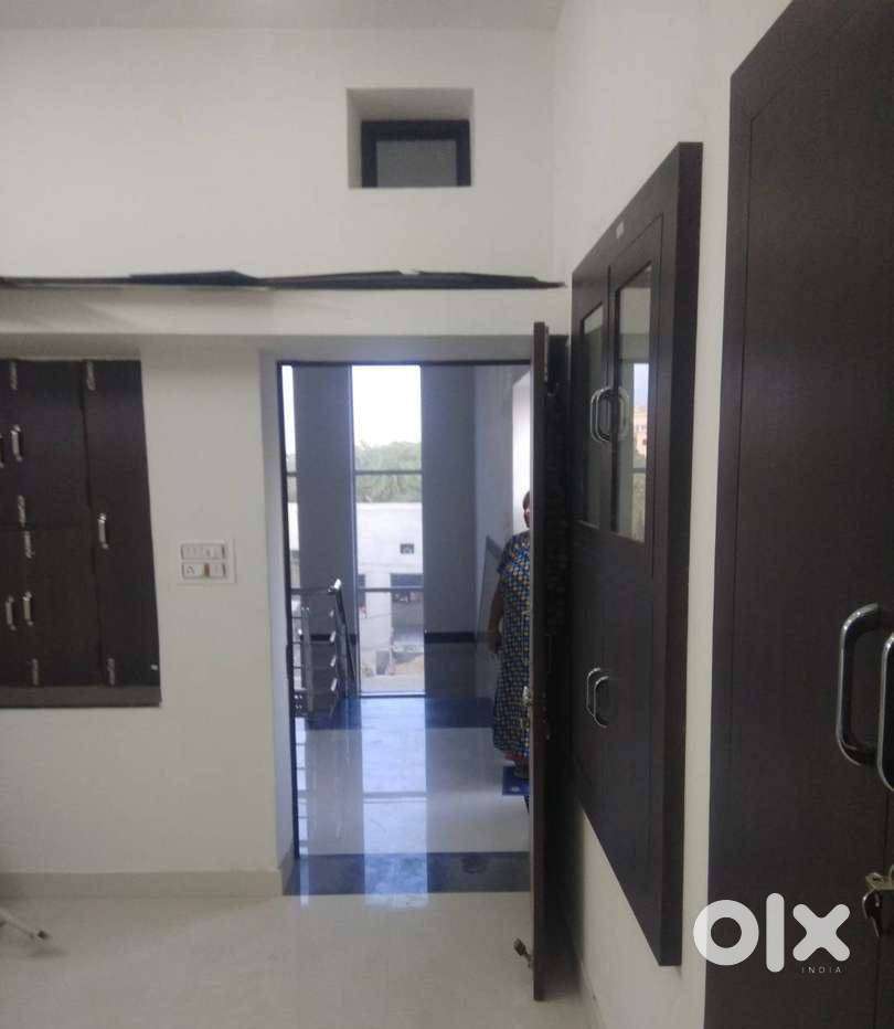 One Room with lat bath.  NO Kitchen facility.  Only for female student