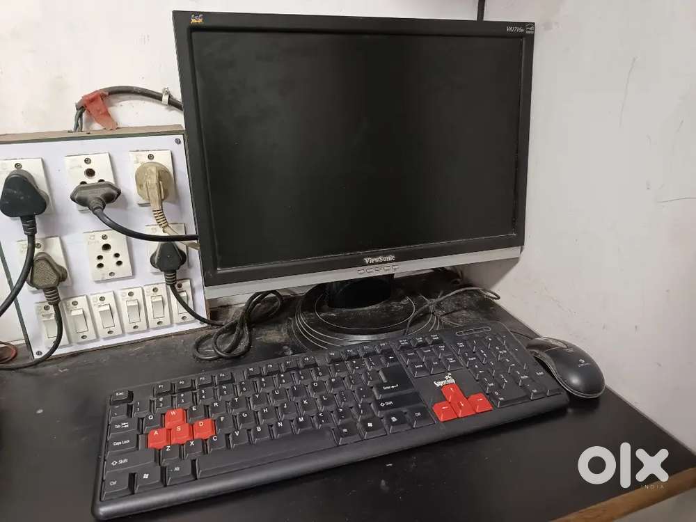 Computer in just Rs 4200