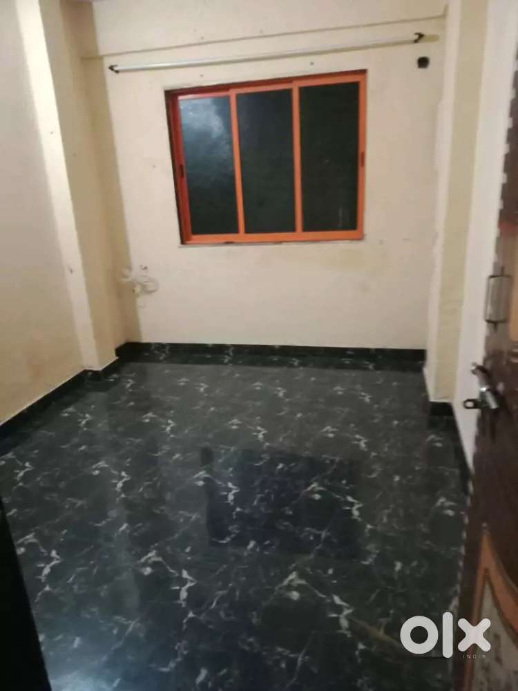 Everything is near like shops, banks, bus stops , and beach