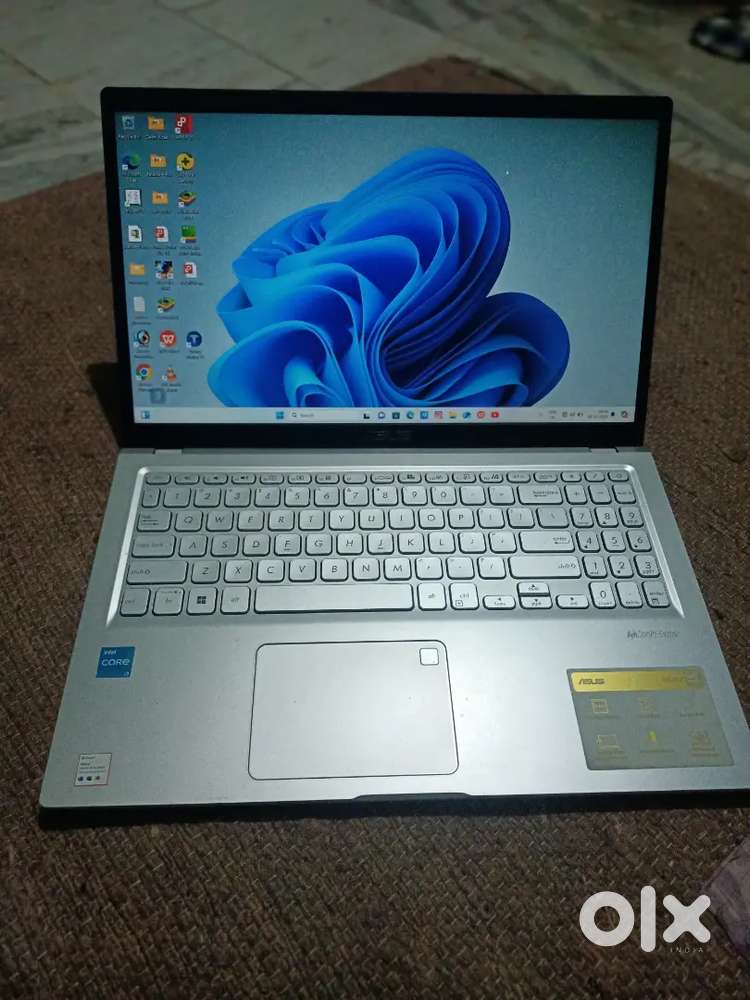 ASUS Laptop Intel core i3