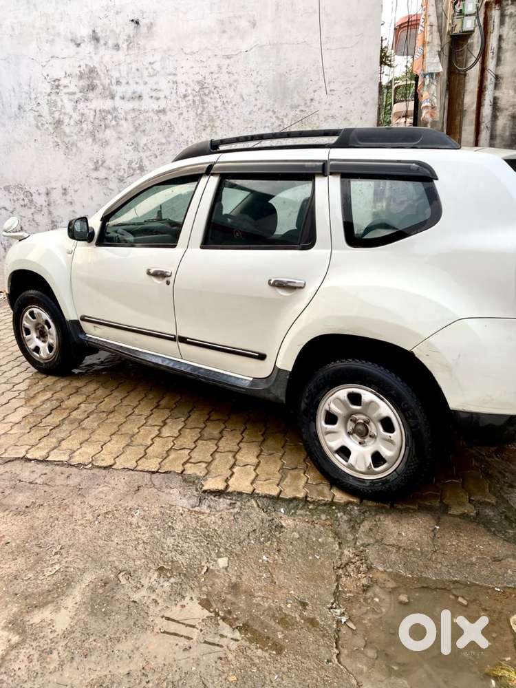 Koi kharabi ni ek rupaya kharch ni hai top notch condition