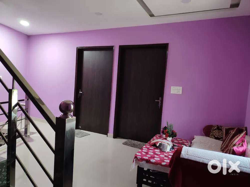 2 room 1bathroom and tiffin service available