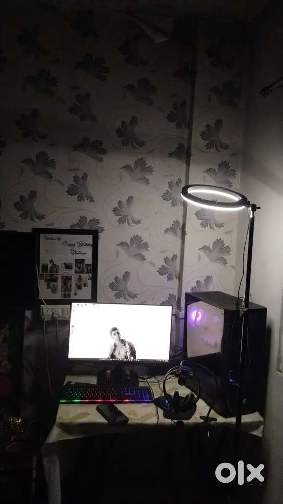 Gaming pc with keyboard mouse