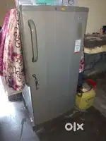 LG fridge good condition hai bilkul lene waale hi Messege kare