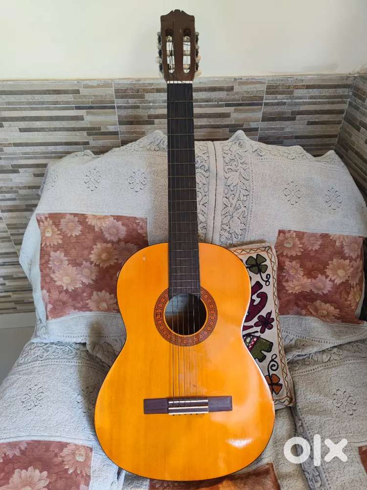 Yamaha C40 classical Guitar