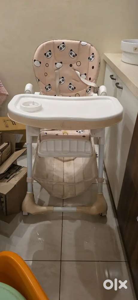 R for Rabbit high chair
