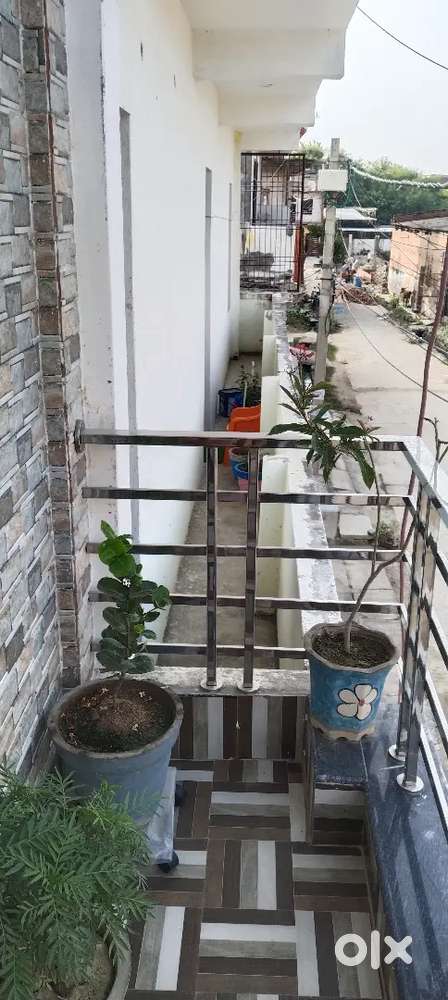 Sepret portion with balcony taudhakpur road Galla mandi