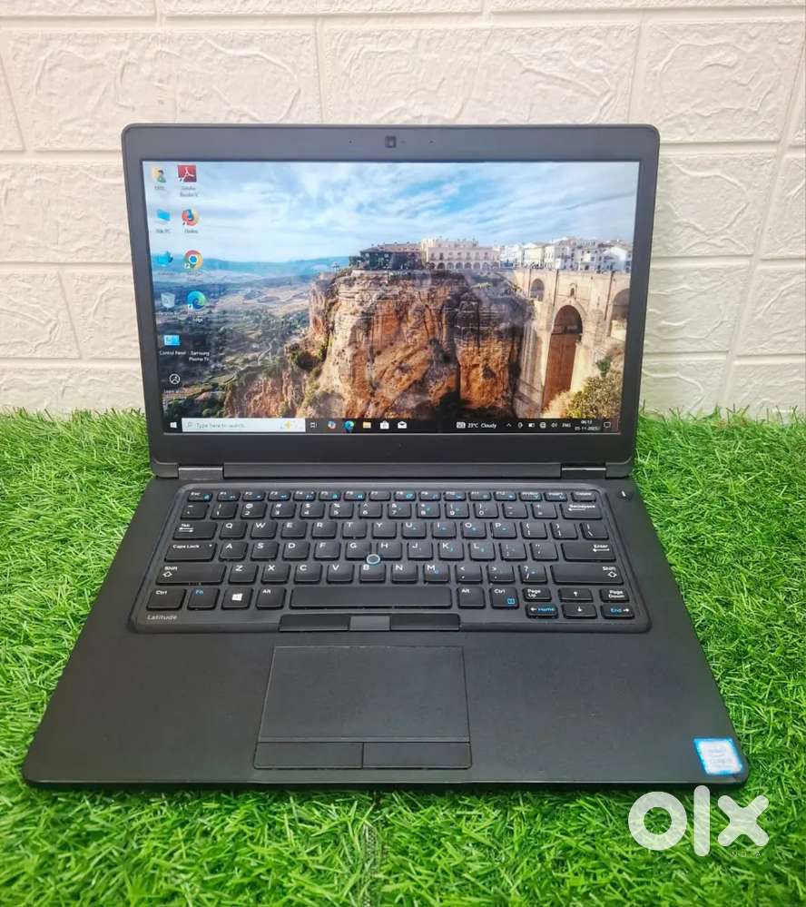 Dell i5 7th gen touch screen laptop