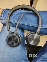 Poly by Plantronics - Voyager 4320 UC Wireless On Ear Headset