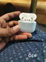 Apple AirPods 4