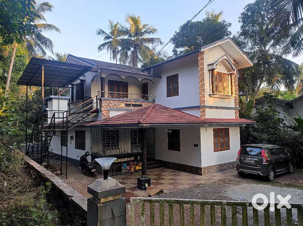 2 BHK House for Rent in Pookode, Koothuparamba
