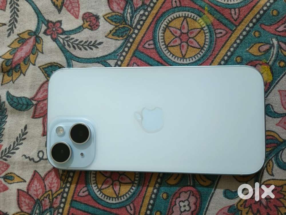 iPhone 15 battery 88% good condition