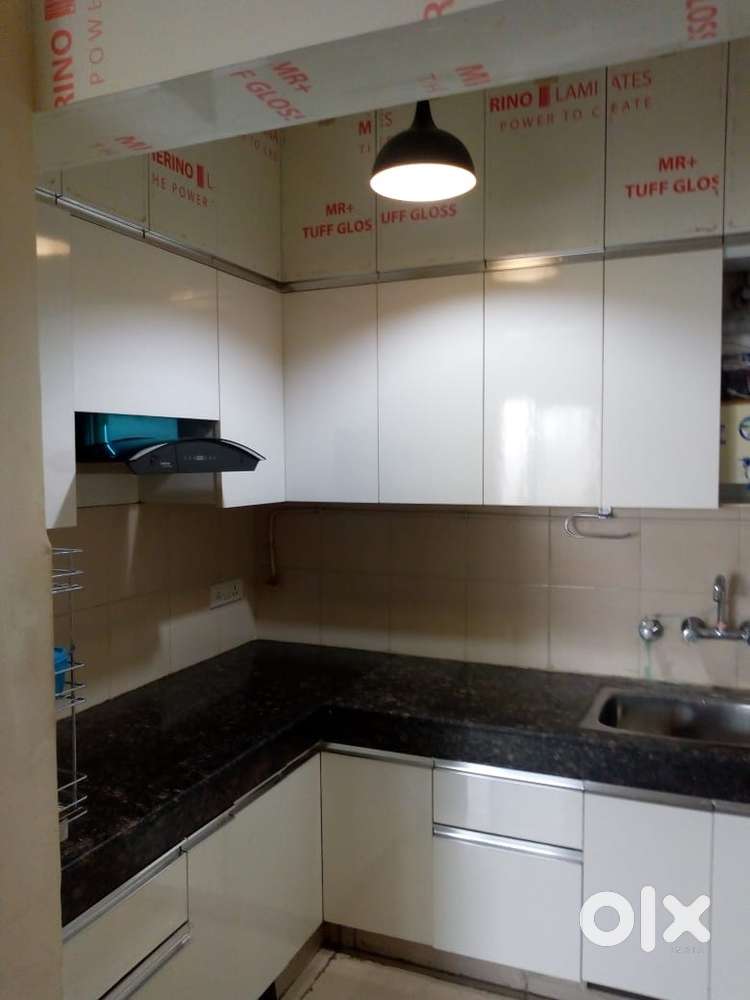 2bhk semi for rent in panchsheel green 2