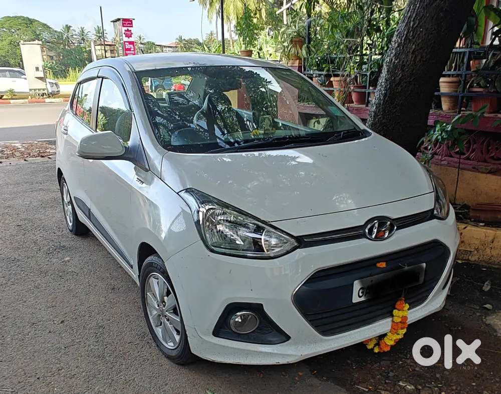 Lady driven Hyundai accent