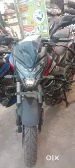 Bajaj NS200 b/ Red colour available festival special offer spot