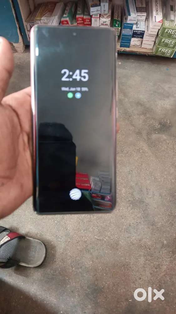 Vivo40e 8+8 ram 128 rom