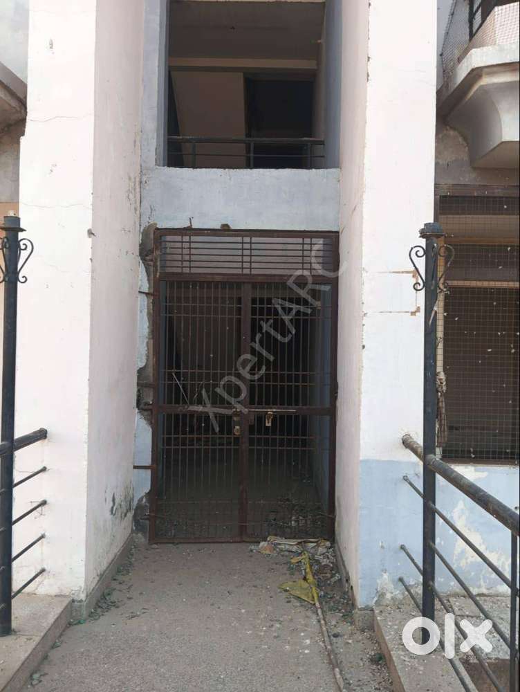 2 BHK Apartment in Kalwar Road
