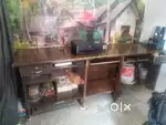 Computer table